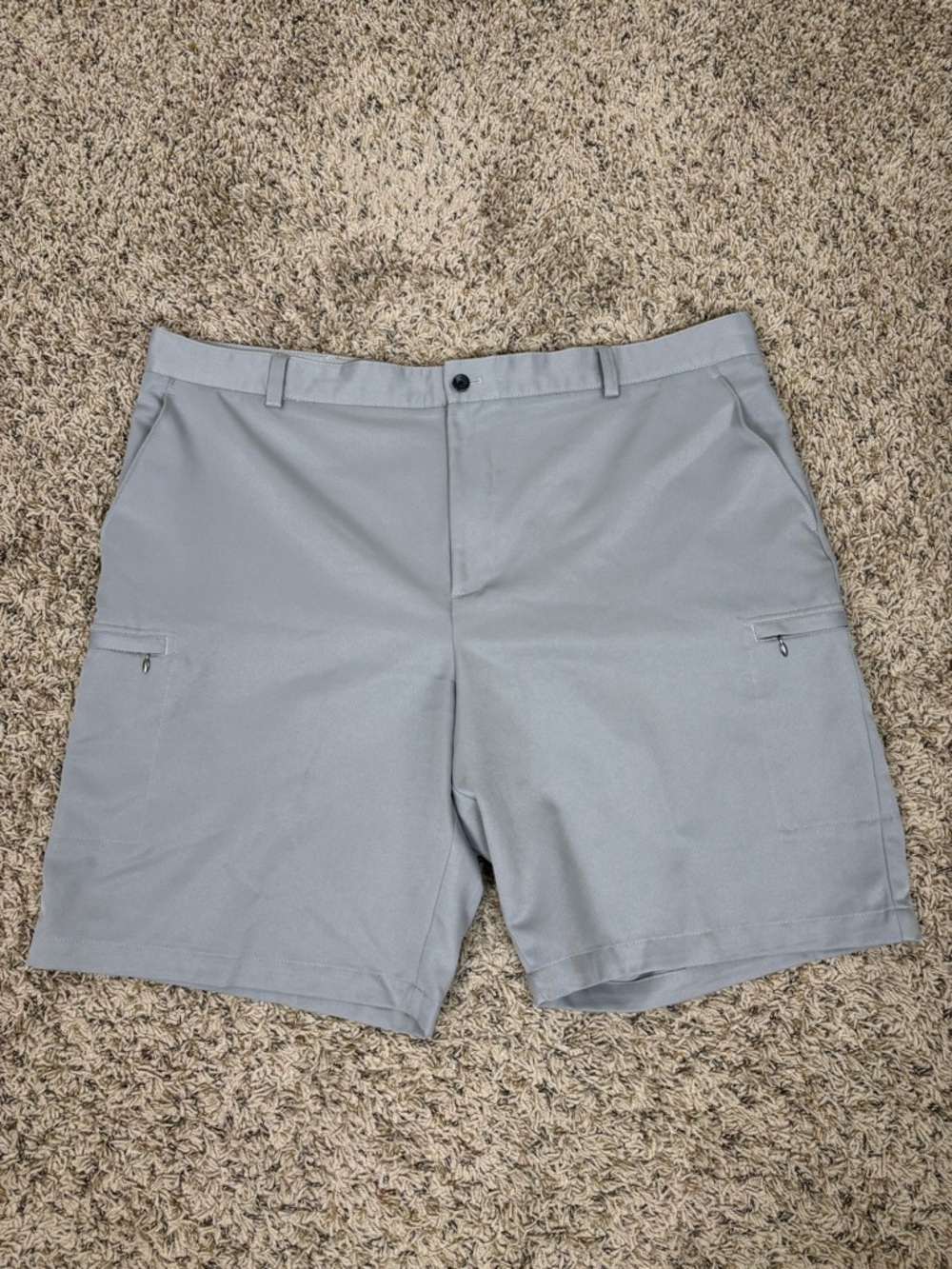IZOD Golf Shorts Mens‎ Swingflex Cargo 44X10.5 Gray